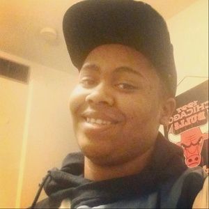 Meet your Posher, Cameron